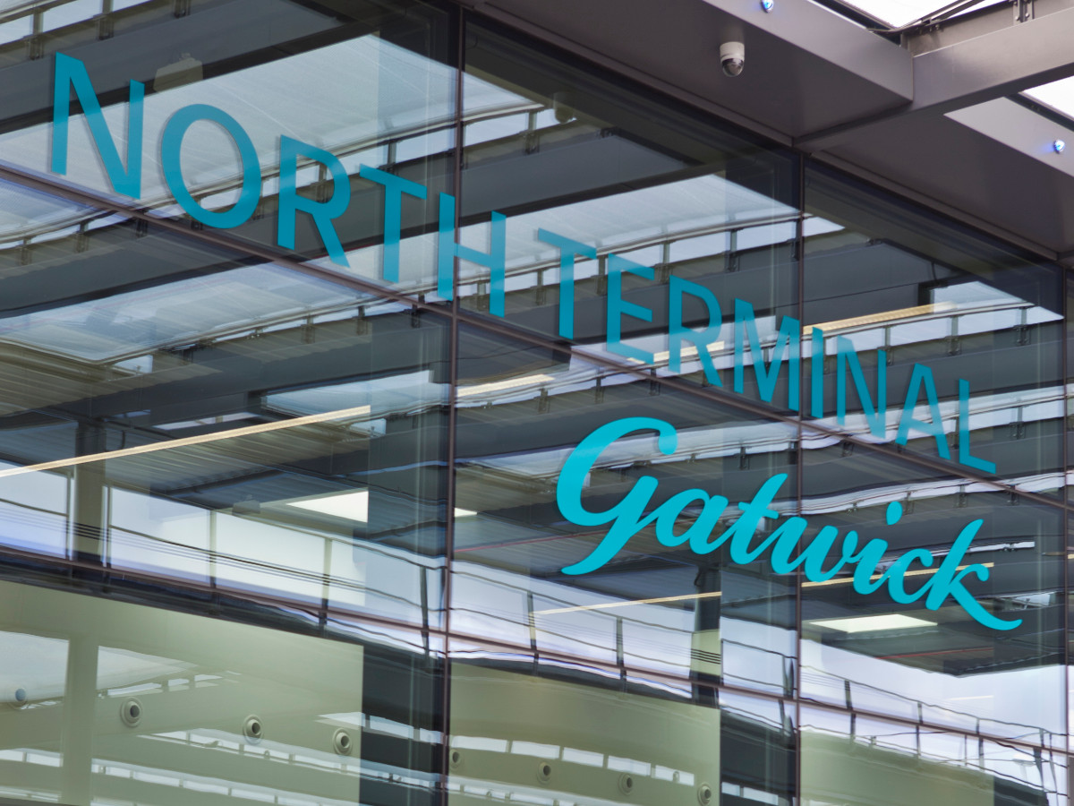 Gatwick to implement charging for vehicles using its North Terminal forecourt 